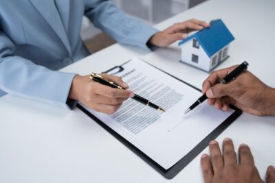 Contrato de opción de compra sobre inmuebles: Aspectos legales clave